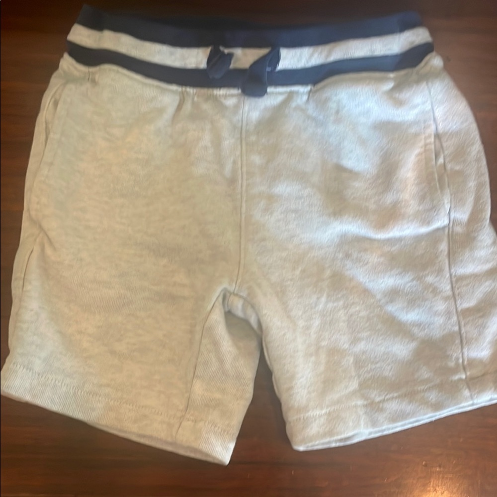 Boys gray 4t shorts